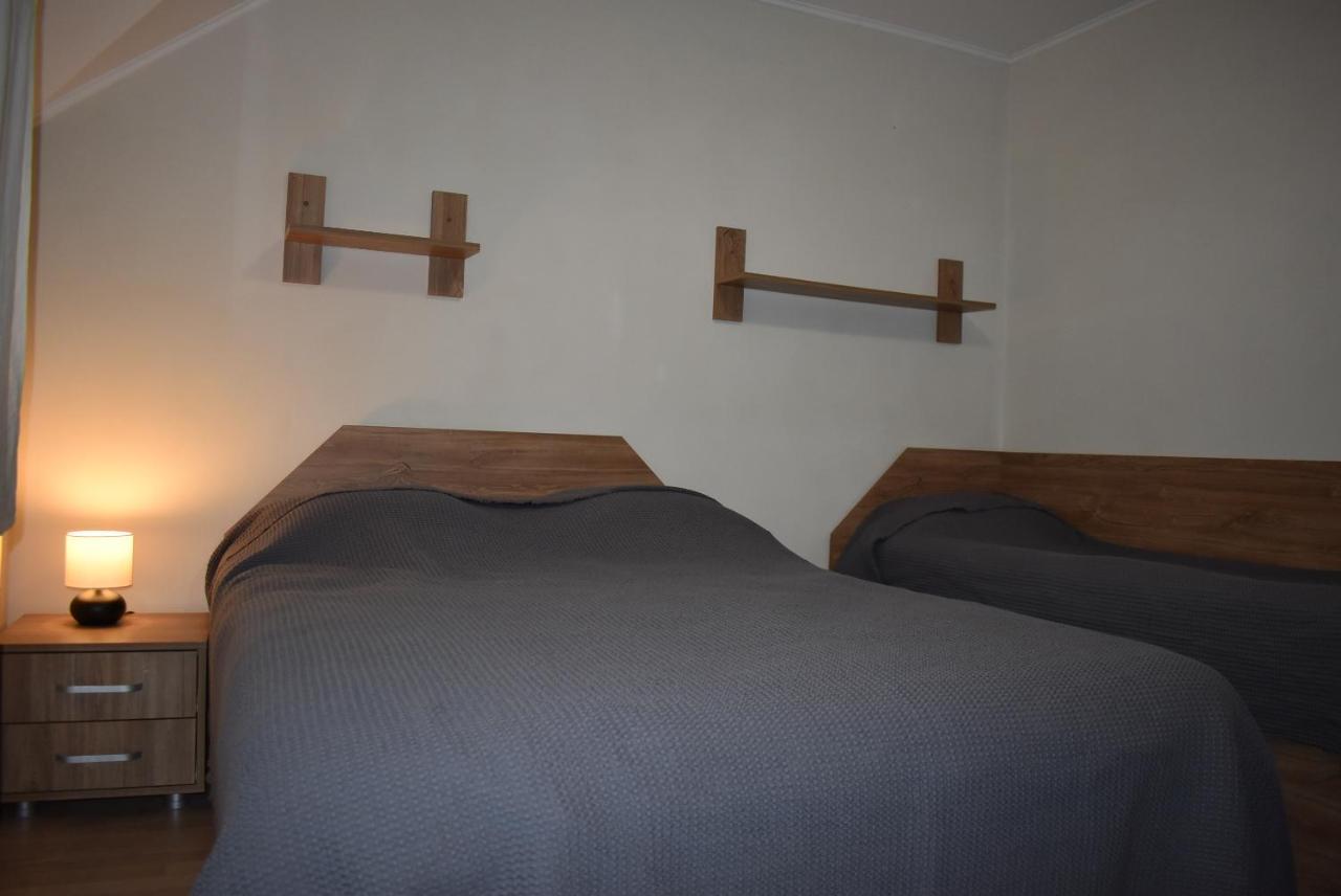 Capra Cu Trei Iezi Apartment