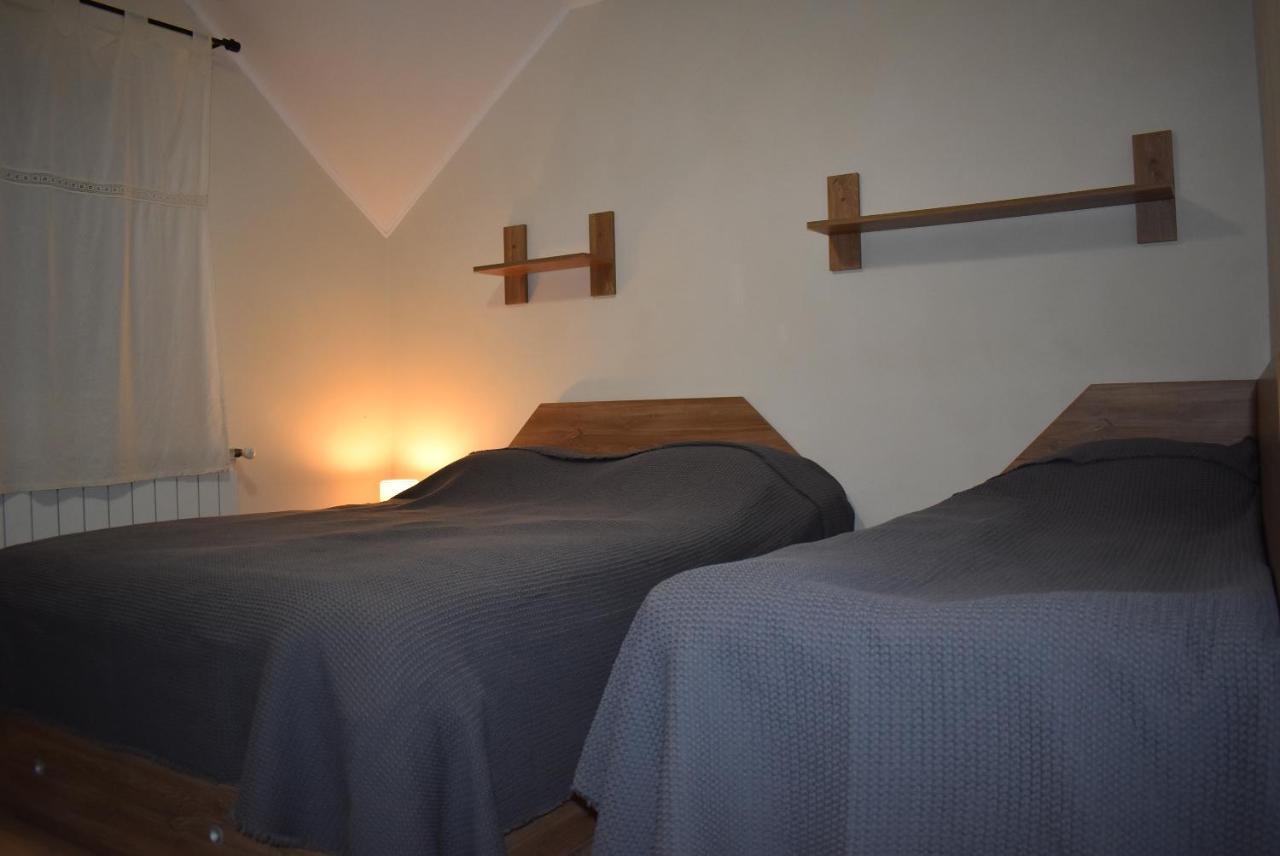 Apartment Capra Cu Trei Iezi Sinaia