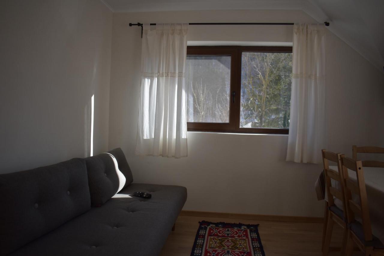 Apartment Capra Cu Trei Iezi