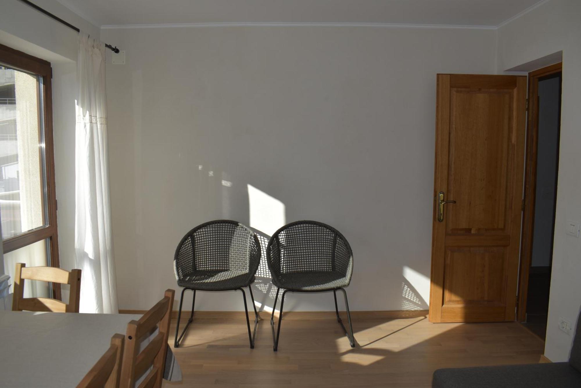 Apartment Capra Cu Trei Iezi *