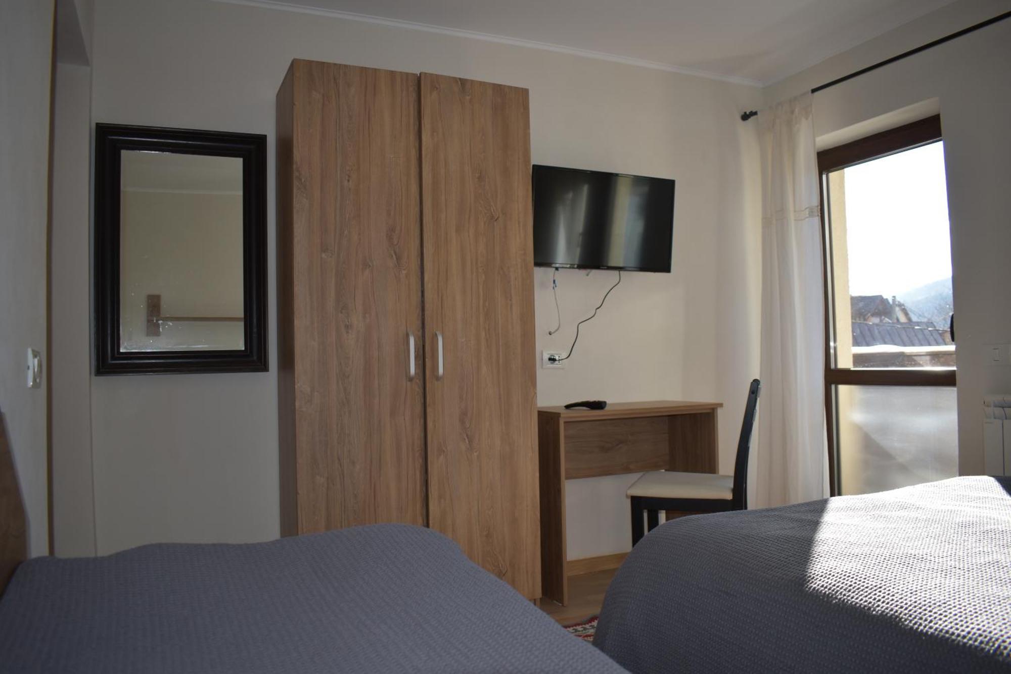 Capra Cu Trei Iezi Apartment Sinaia
