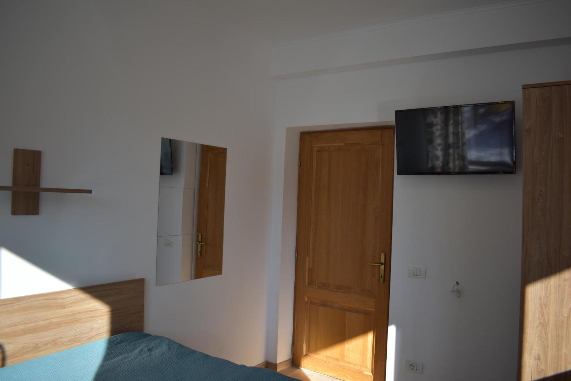 Capra Cu Trei Iezi Apartment Sinaia