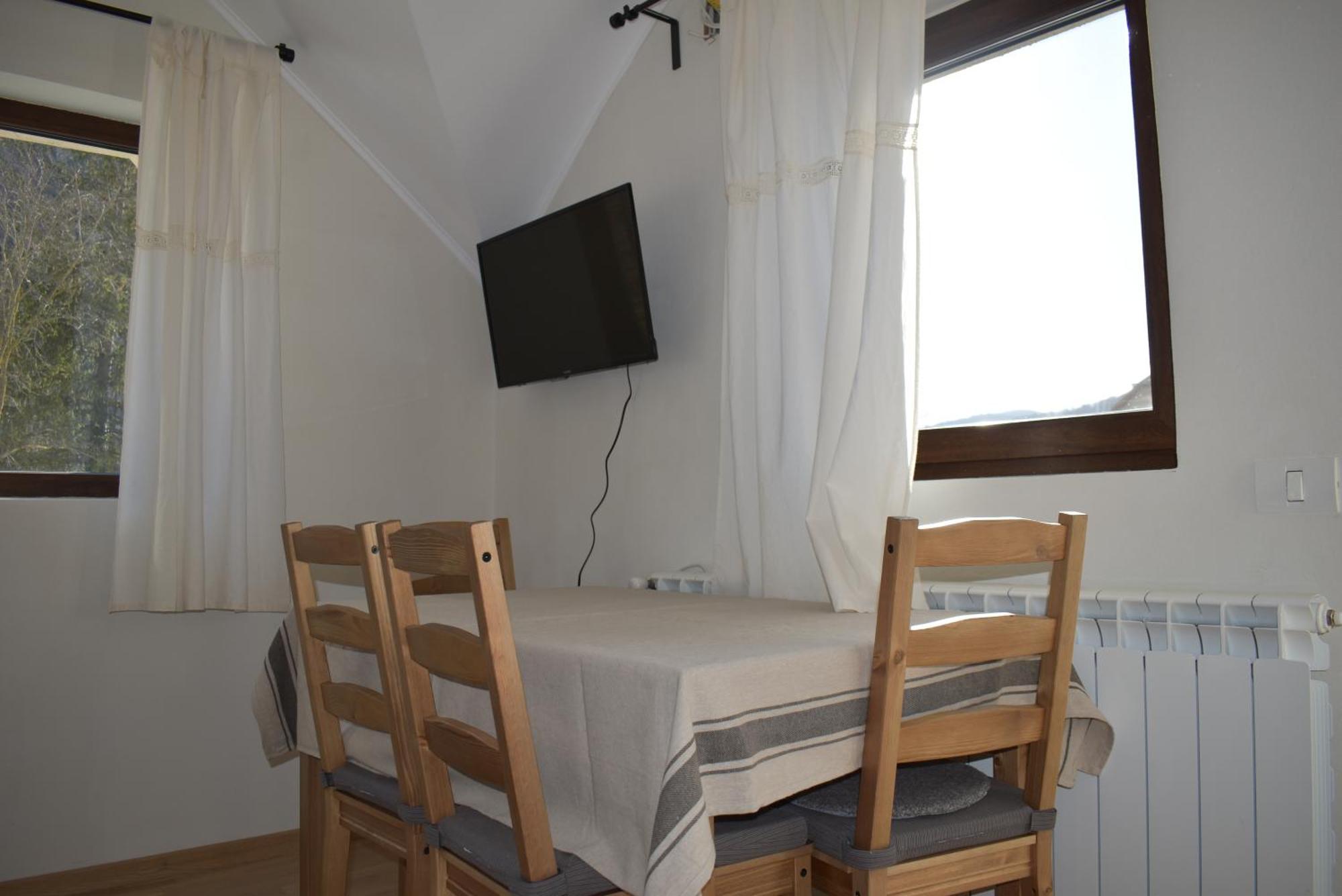 Apartment Capra Cu Trei Iezi Sinaia