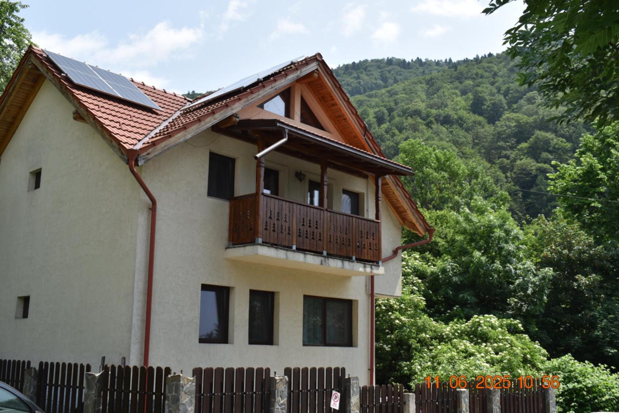 Apartment Capra Cu Trei Iezi